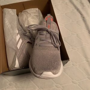 Adidas Cloudfoam Pure gray running shoe 8.5. NIB